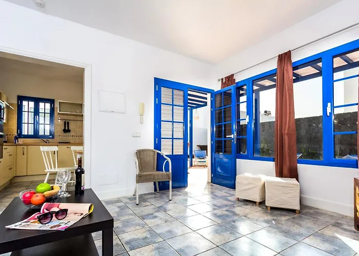 Natacha Βίλα Πουέρτο Ντελ Κάρμεν